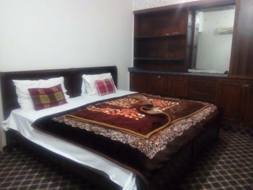 Hostal New City Lodges Guesthouse