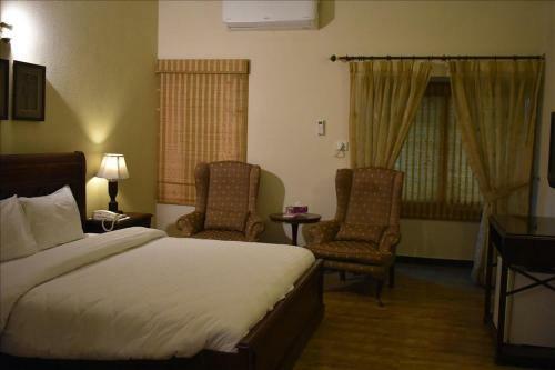 Hotel Royal Crown