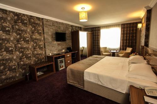 Hotel Grand Ak�al? Otel