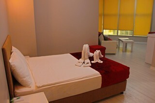 Hotel Avm Apart