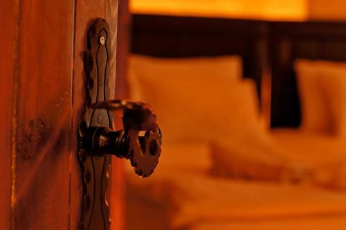 Kadim Hotel