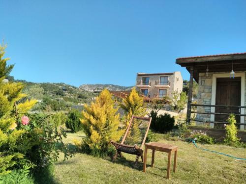 Tsira Hotel