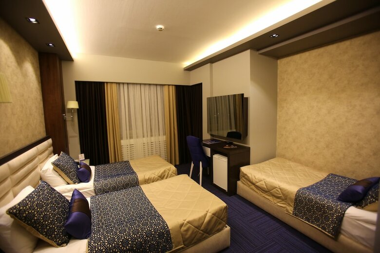 Prestige Hotel