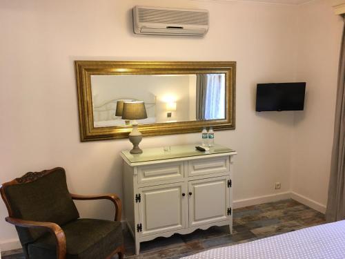 Hostal Piccolo Mondo Hotel