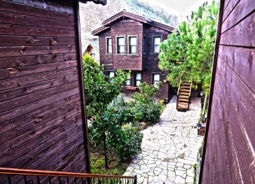 Hostal Piccolo Mondo Hotel