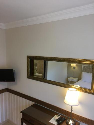 Hostal Piccolo Mondo Hotel