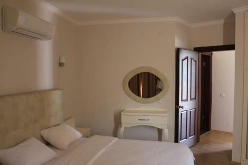 Changa Hotel