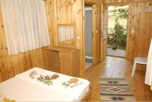 Changa Hotel