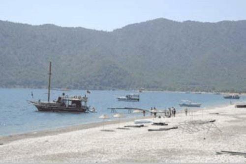 Changa Hotel