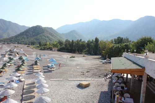 Changa Hotel