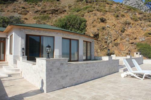 Changa Hotel