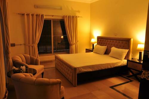 Reina Boutique Hotel - G6/3