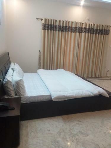 Hostal Premier Cottage Inn