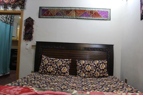 Apartamento Roshan Heights