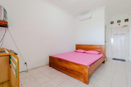 Adinda Beach Hotel And Villa