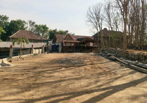 Hotel Bina Karya Guesthouse