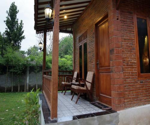 Hostal Homestay Omah Bata