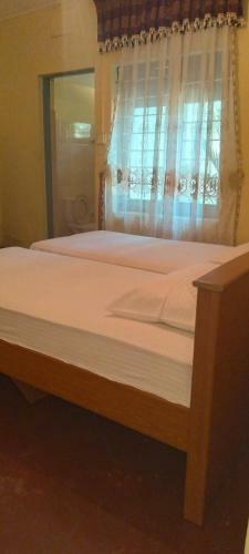 Bed & Breakfast Indrani Inn Tourist Rest