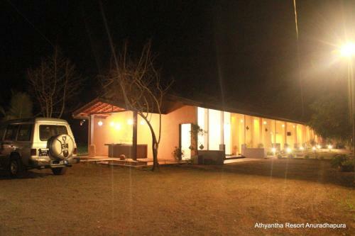 Hotel Athyantha Resort