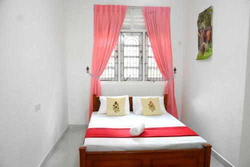 Hostal Royal Views Residence