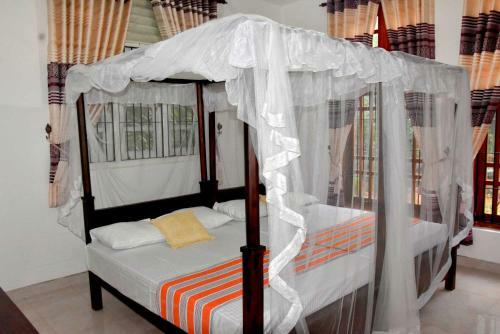 Hostal Royal Views Residence