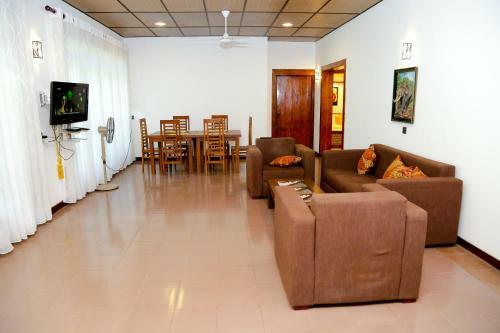 Hostal Seven Rich Villa