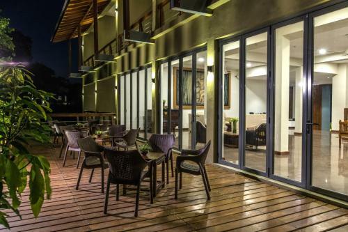 Hotel Earl's Rajarata