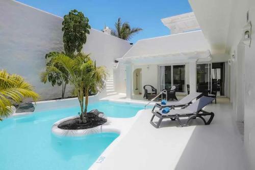 Priv� Royal Villa Bahiazul