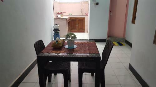 Hostal R2 Guest House