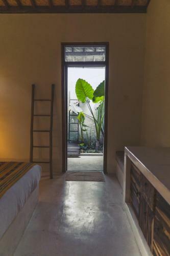 Adara Homestay