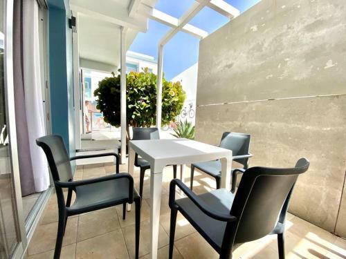 Casa Perla - Cozy Apartment Pool Side