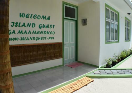 Hostal Island Guest