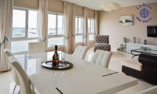 Apartamento Rosa Dei Venti Sea View - 4 Persons - Wifi Free
