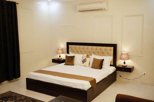 Hotel Diamond Lodge