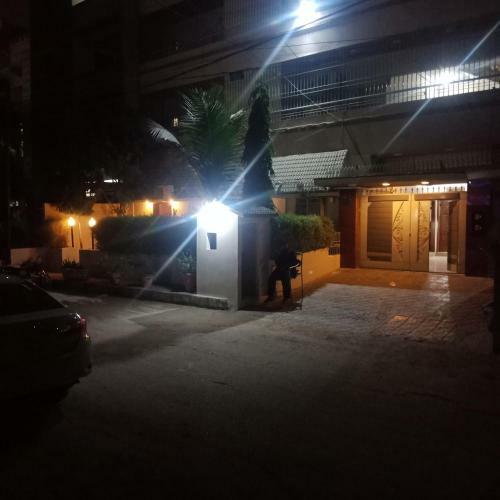 Hostal Shayan Residency Guest House