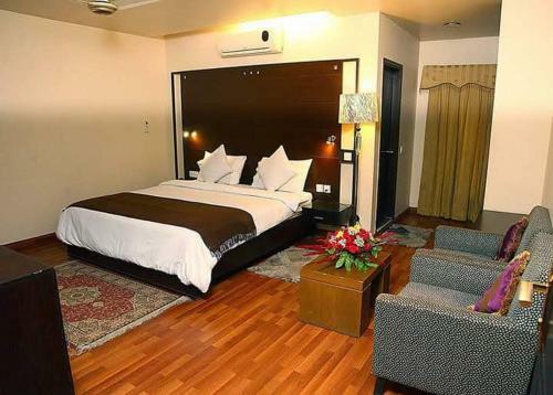 Hostal Hira Guest House