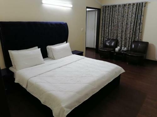 Hostal Mortal Hotel