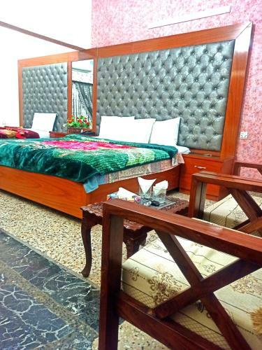 Hostal Rehaish
