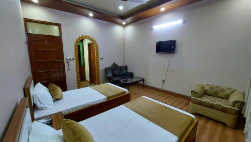 Hostal Karachi Inn