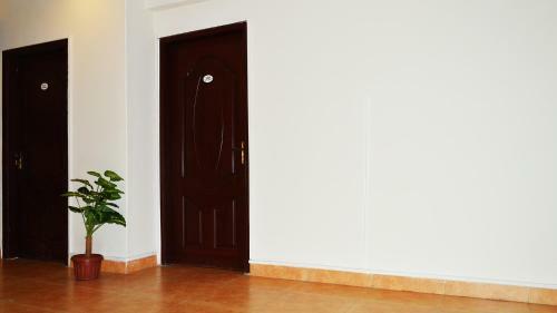 Hotel Ktown Rooms, Dha Phase 7