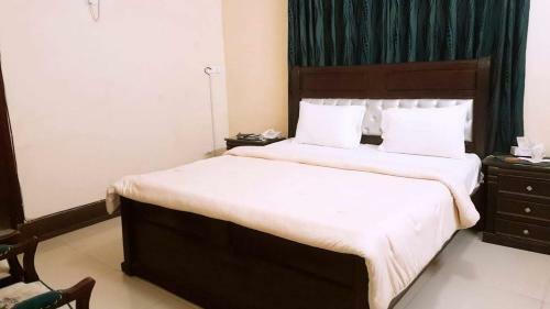 Albergue Hotel Inn Karachi