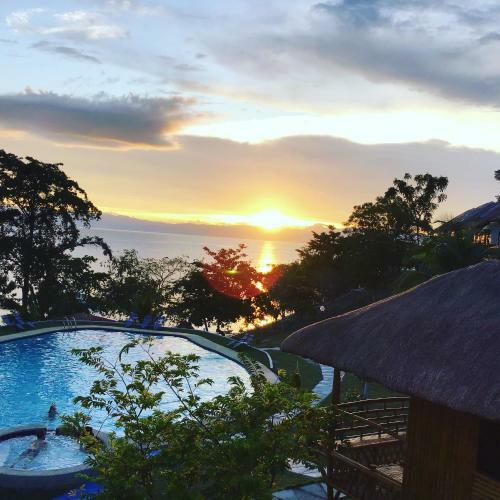 Hotel Cuestas Beach Resort And Restaurant