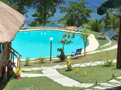 Hotel Cuestas Beach Resort And Restaurant
