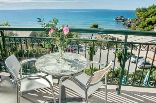 Glyfada Beach Hotel