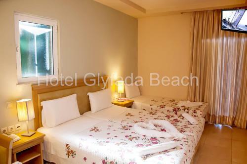 Glyfada Beach Hotel