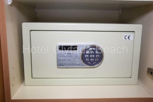 Glyfada Beach Hotel