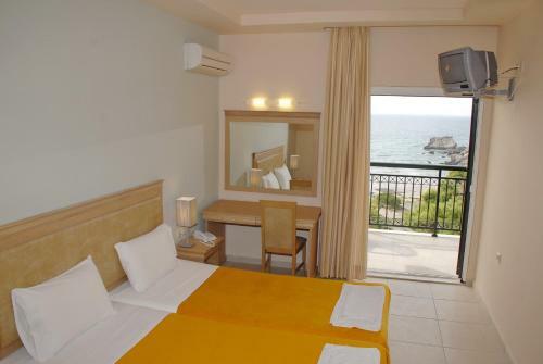 Glyfada Beach Hotel