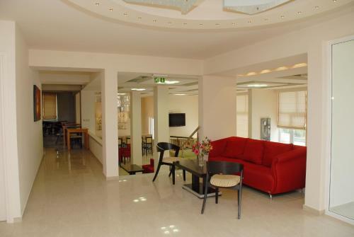 Glyfada Beach Hotel