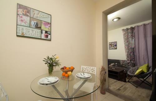 Apartment Home