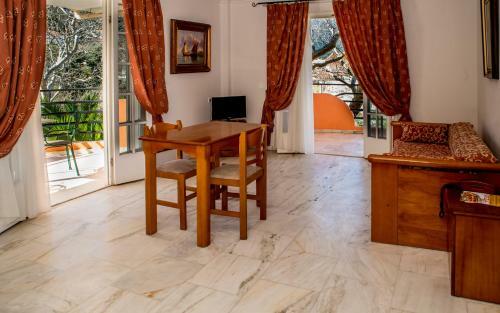 Apartamento Odysseus Palace